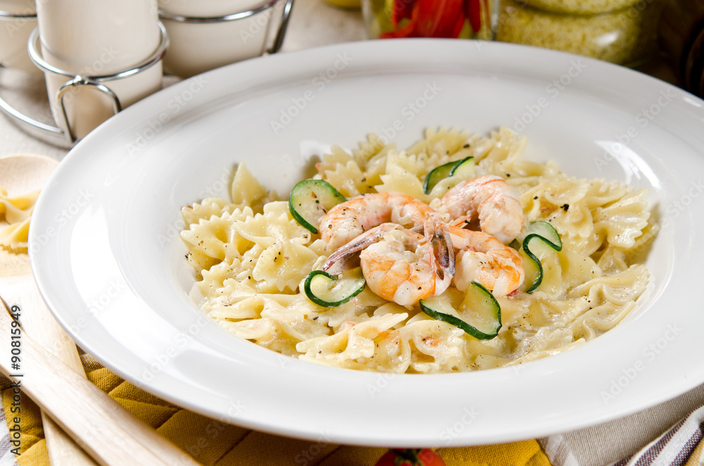farfalle pasta with shrimp farfalle pasta with shrimp