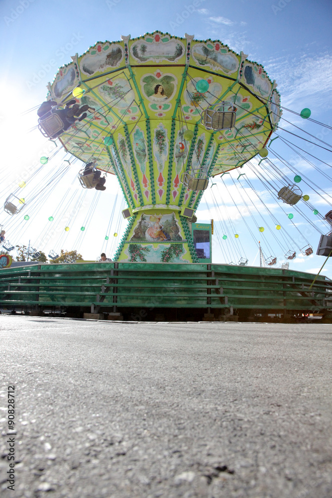Fototapeta premium Karussell auf dem Oktoberfest