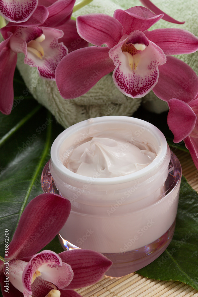 Face Cream and Pink Orchid Face Cream and Pink Orchid