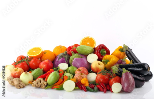 Frutta , ortaggi e zenzero photo