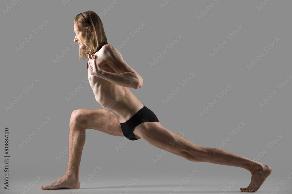 Yoga Virabhadrasana 1 Pose variation
