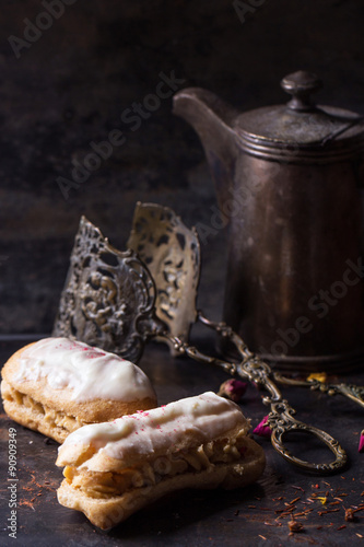 Eclairs with white chocolate