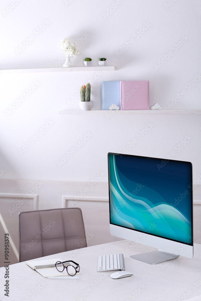 Obraz premium Workplace with computer in room