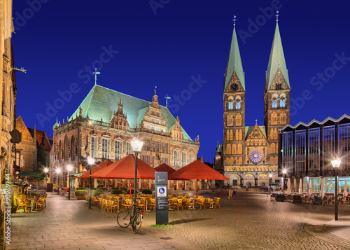 Bremen Hansestadt Marktplatz mit Rathaus und Dom © pixelliebe