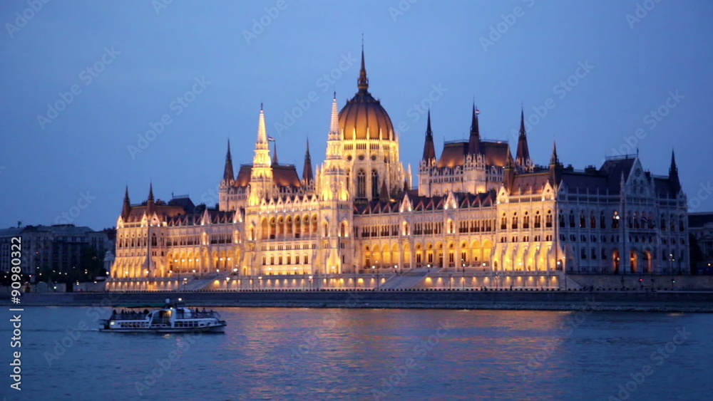 Ship passing by House of the Country, Budapest Ship passing by House of the Country, Budapest