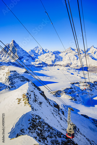 Fototapeta Swiss Alps - winter season in Zermatt - mountain view Matterhorn