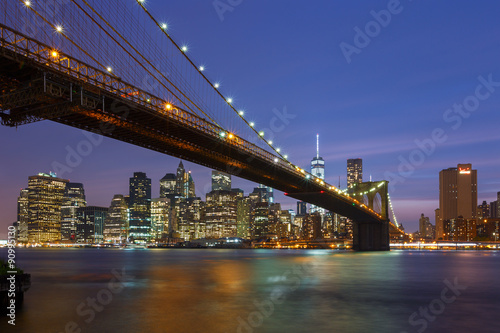 Fototapeta Naklejka Na Ścianę i Meble -  New York and The Brooklyn Bridge
