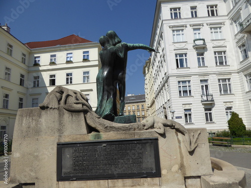Bild auf Leinwand Classic monuments in Vienna, Austria from secession period Mozart statue