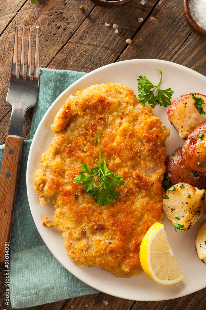 Homemade Breaded German Weiner Schnitzel Homemade Breaded German Weiner Schnitzel