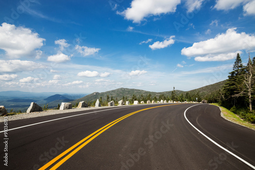Принти на полотні Winding road in Adirondack mountains, upstate New York, USA