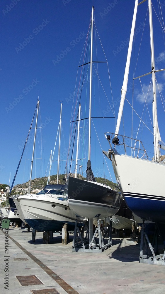 Fototapeta premium Boote am Land