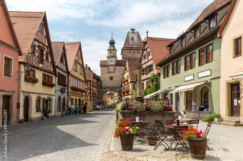 Rothenburg ob der Tauber Germany © vichie81