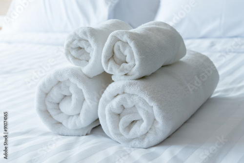 white bath towels in bed room, Room service