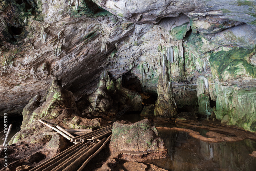 Fototapeta premium Tham Lot Cave