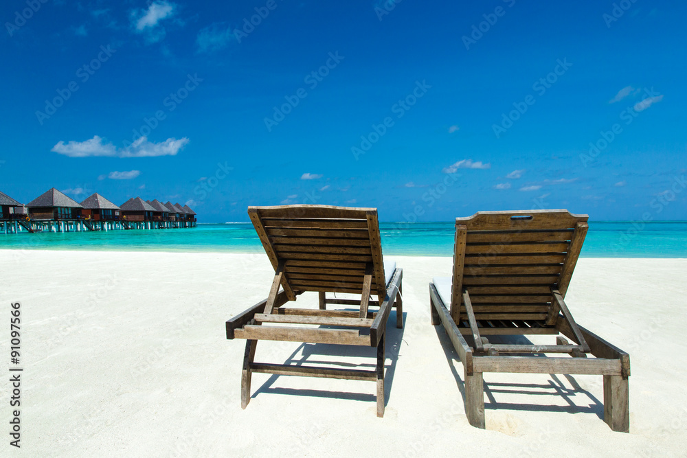  bungalows at Maldives