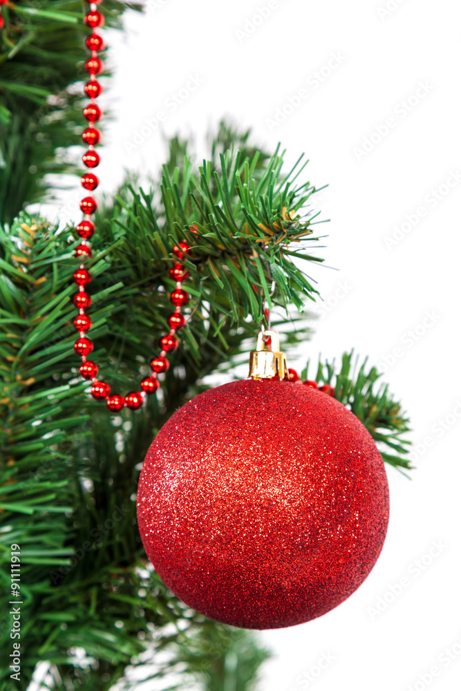 Obraz premium Christmas tree decorated red balls