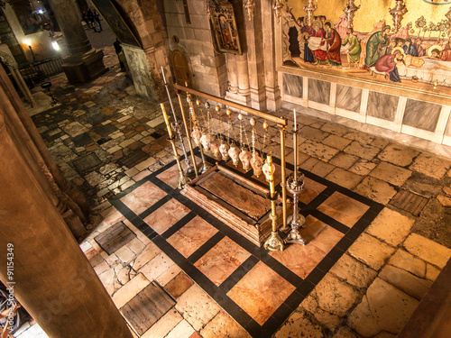 Fototapet Stone of the Anointing of Jesus in the Holy Sepulchre, the holie