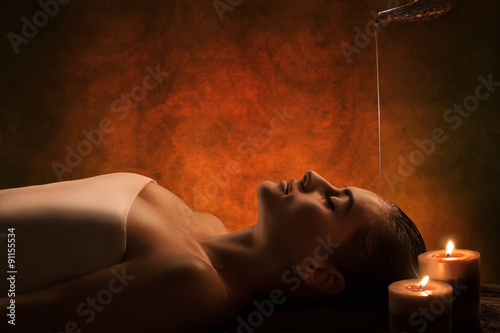 Shirodhara massage photo