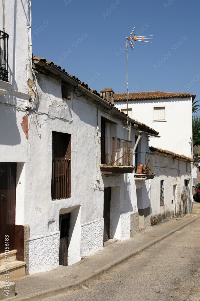 calles del municipio rural de Galaroza en la provincia de Huelva, Andalucía