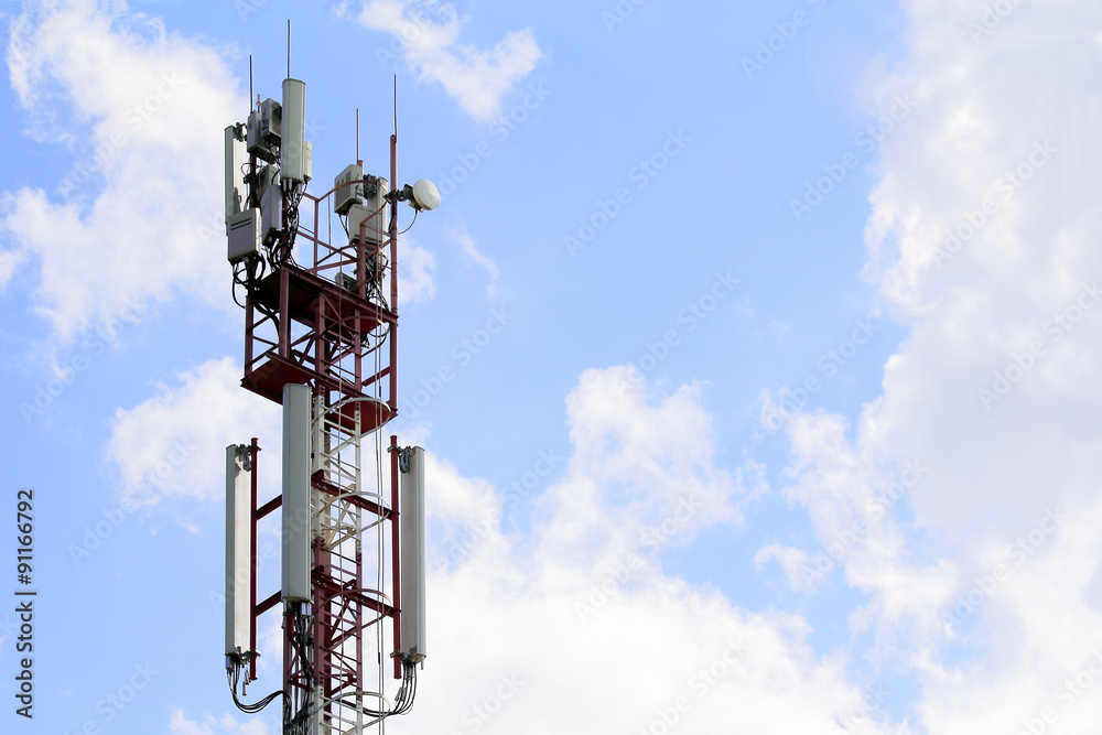 Receiving and transmitting antenna cellular communications Receiving and transmitting antenna cellular communications