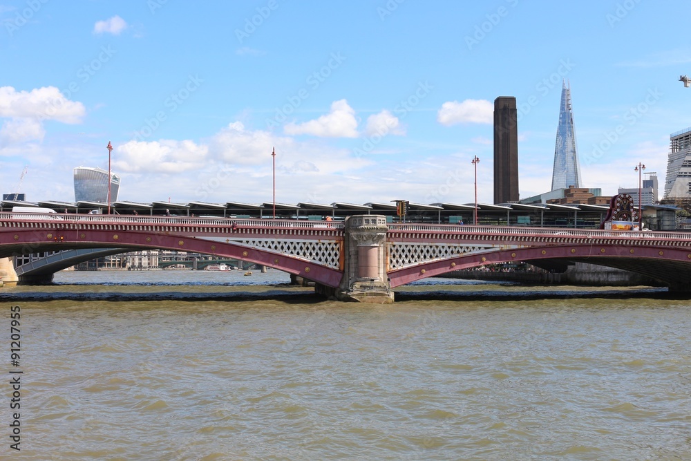 Blackfriars Bridge, London, England Blackfriars Bridge, London, England