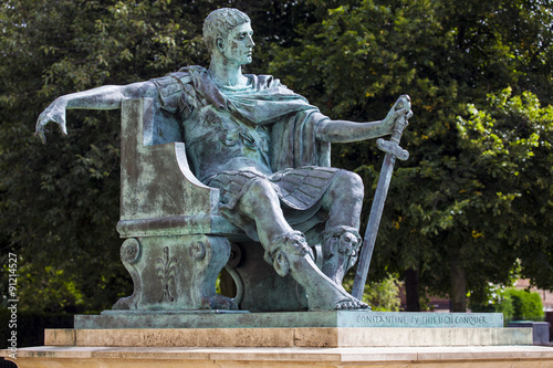 Obraz na plátne Constantine Statue in York, England.