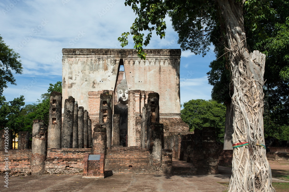 An ancient temple called Wat Srichum in Sukhothai. The temple was built about 700 years ago in Sukhothai, is part of the Sukhothai Historical Park.