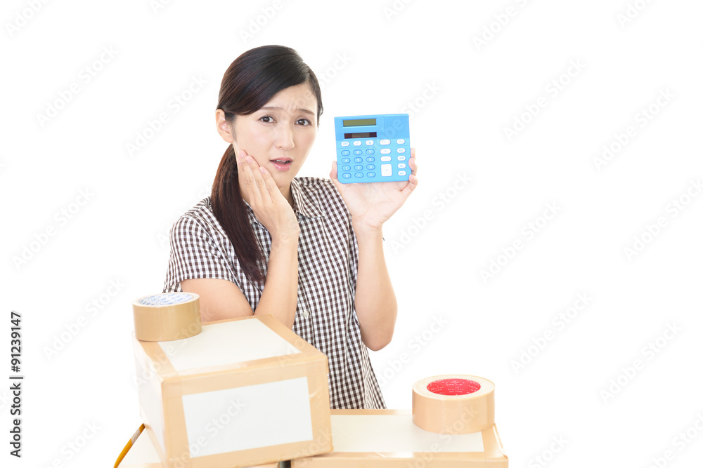 引越しをする女性 引越しをする女性
