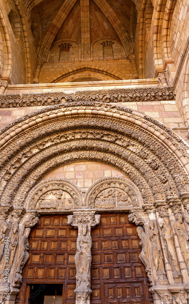 Fototapeta premium Avila Cathedral Door Castile Spain