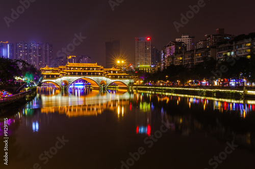 Night view of Anshun Bridge in Chengdu