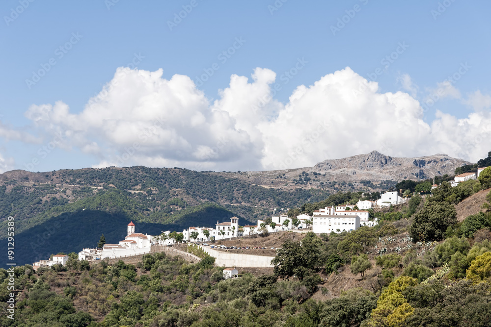 Fototapeta premium Pueblos de la comarca del valle del Genal, Genalguacil en la provincia de Málaga
