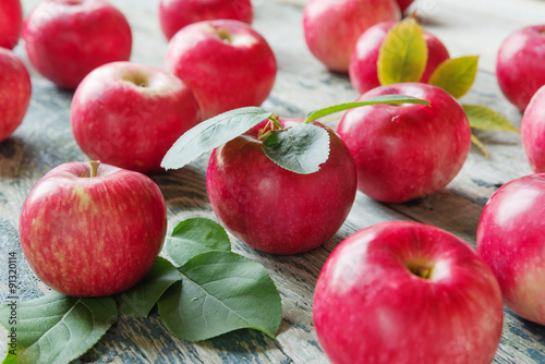 Red apples