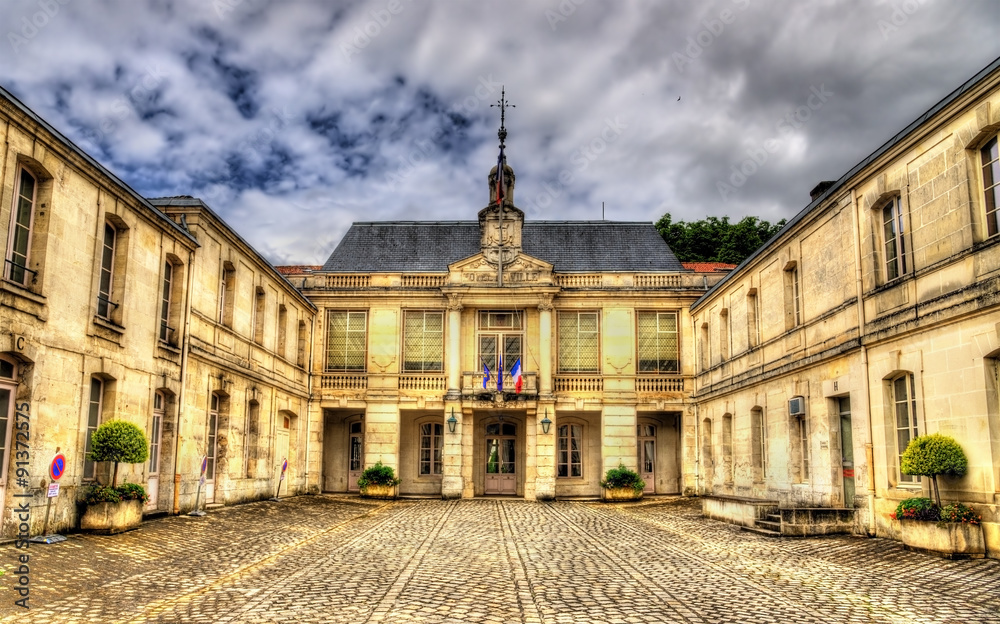 Fototapeta premium Town hall of Saintes - France, Charente-Maritime