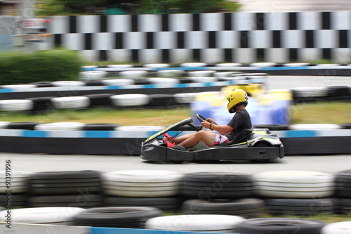 Karting race/  go kart and safety barriers   © leochen66