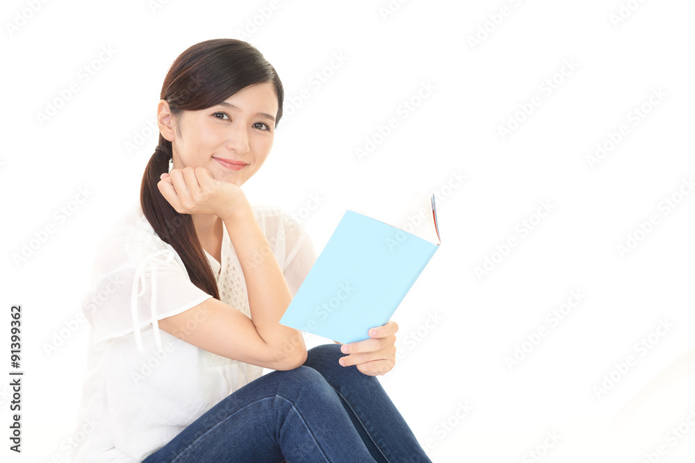 本を読む女性 本を読む女性