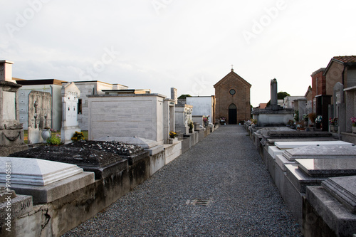 Cimitero di provincia