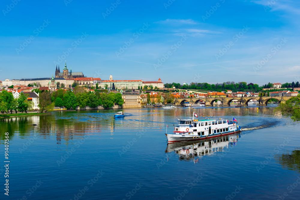 Charles Bridge (Karluv Most) and Prague Castle, Czech Republic