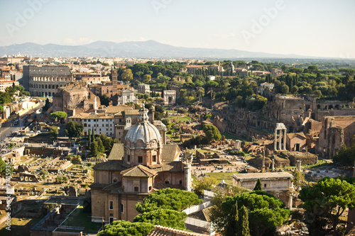 Вид на Римский форум