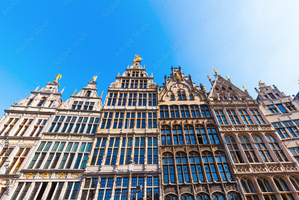 Fototapeta premium historische Gildehäuser am Grote Markt in Antwerpen, Belgien