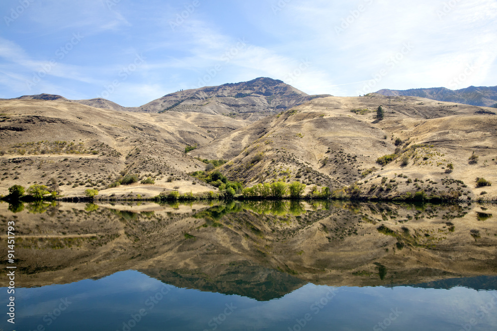 Snake River South of Brownlee Dam lookiing east to Idaho,landsca