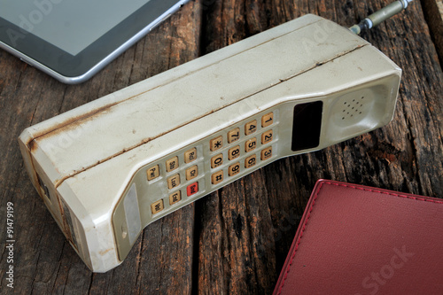 vintage mobile phone (vintage style)