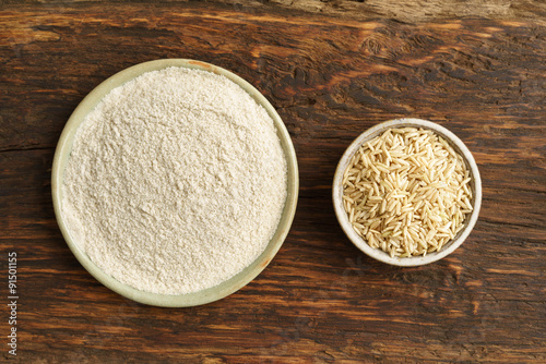 Whole-grain rice and rice flour