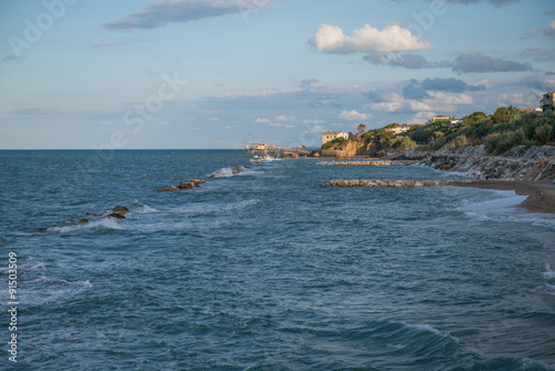 Costa dei trabocchi al tramonto