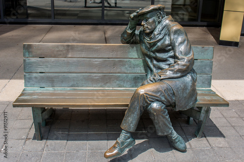 Glenn Gould statue Toronto Canada photo