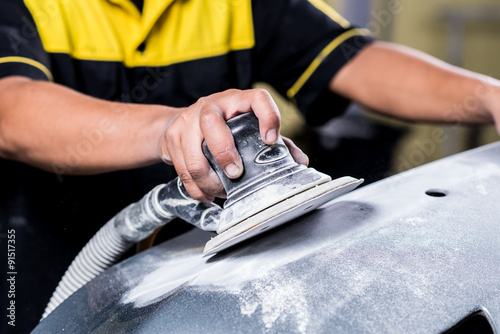 Foto Car paint repair series : Sanding paint