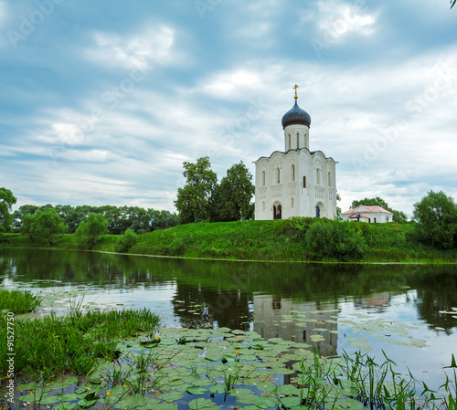 Church of the Intercession on the Nerl (1165), UNESCO heritage s © Rostislav Ageev