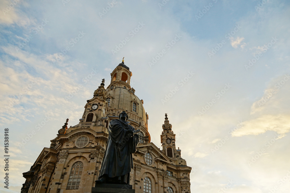 Luther vor der Dresdener Frauenkirche