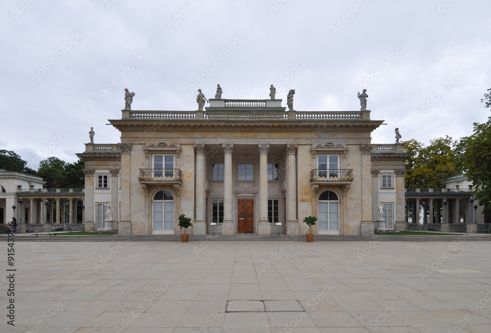 Obraz premium The Lazienki Palace in Warsaw