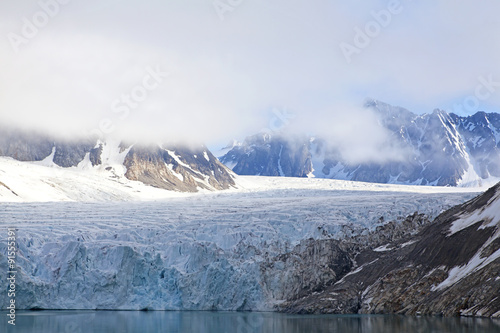 Magdalenenfjord photo