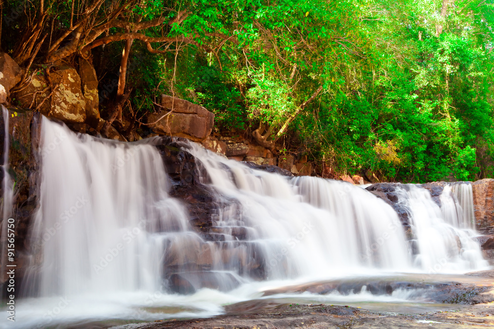  Pha Eiang, paradise Waterfall located in deep forest